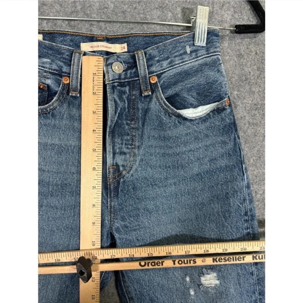Levis Premium Wedgie Straight Jeans Womens 24 - Picture 5 of 5